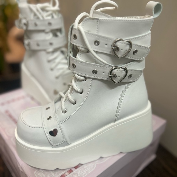 Dolls Kill Platform Boots - Picture 3 of 3